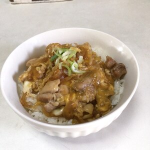 めんつゆで簡単に！親子丼